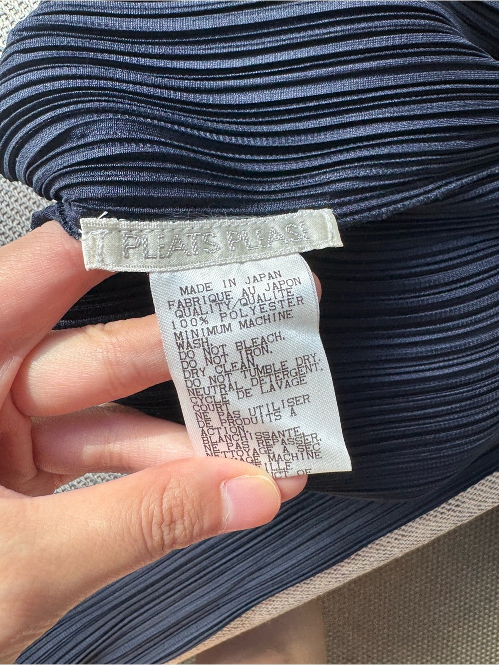 Issey Miyake Pleats Please Navy Long Sleeve Top - Picture 2 of 3